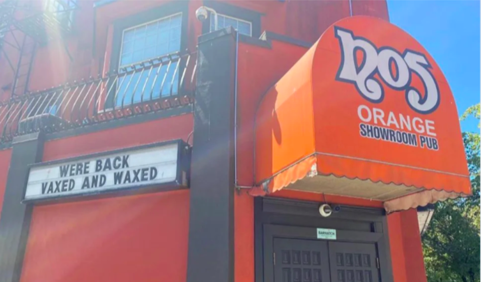 no5-orange-showroom-pub-vaxed-and-waxed-vancouver-strip-club-july-2021.jpg