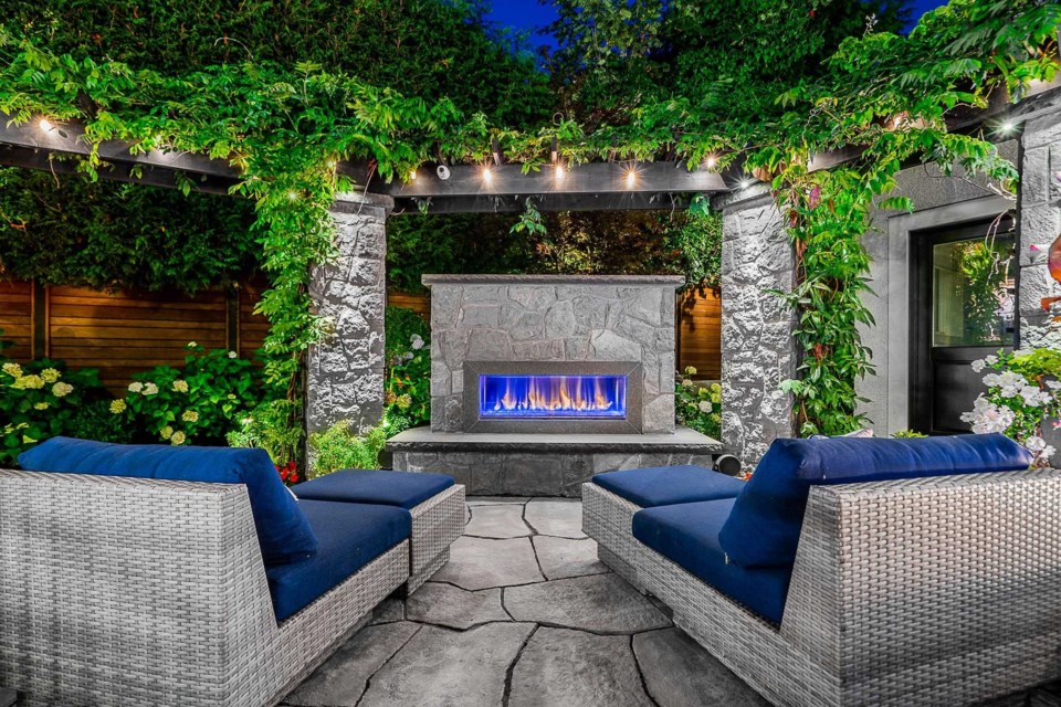 The "Elements Estate" in Vancouver is for sale with an award-winning interior.