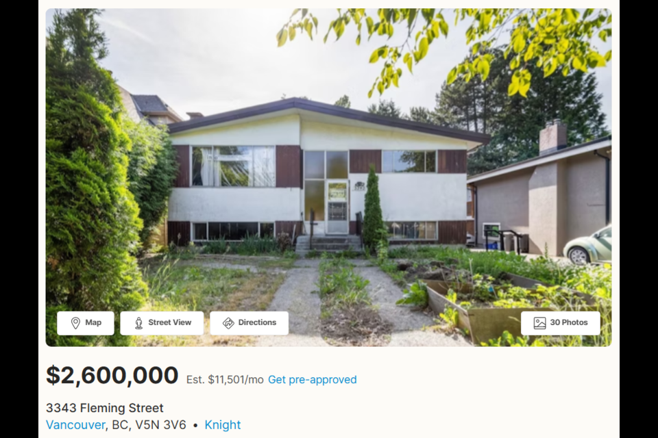 This six-bedroom house in East Vancouver is being advertised with a focus on the land. At $2.6M CAD it represents the benchmark 2025 price for a detached home in Vancouver.