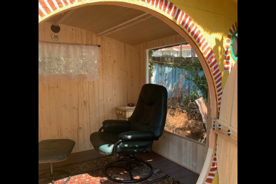 The inside of the hobbit hole, aka BNBE Alone, is a simple space for people who need alone time.