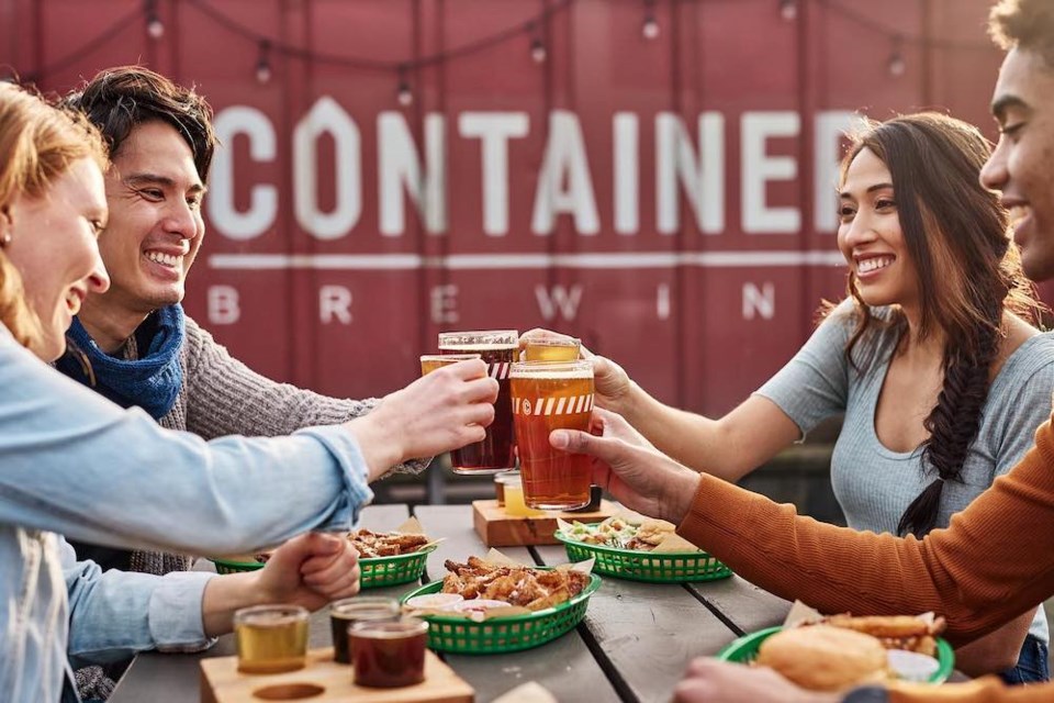 container-brewing-patio-burdy-beer-food