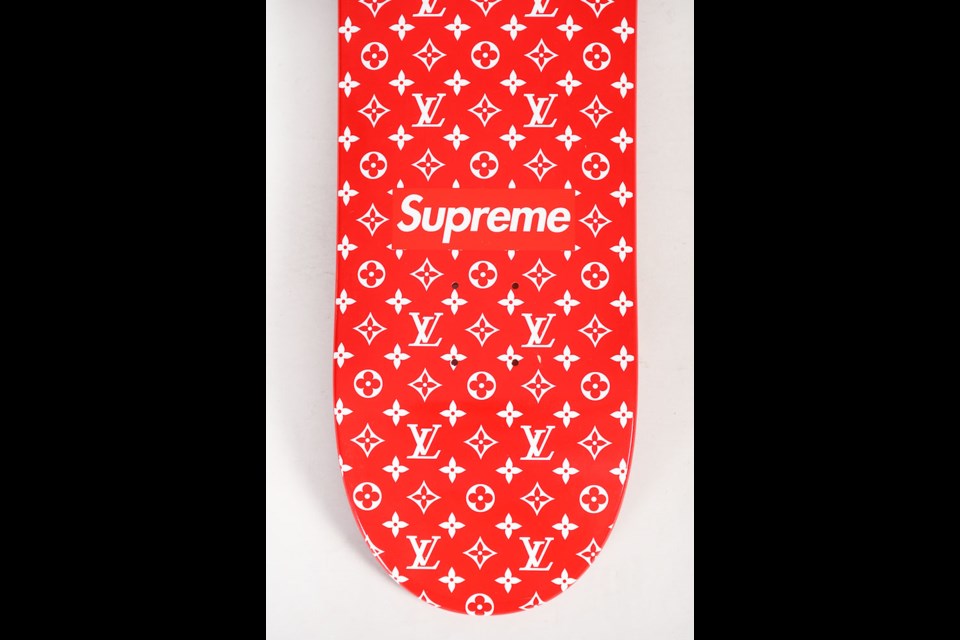 Jeffree Star broke his Louis Vuitton x Supreme skateboard