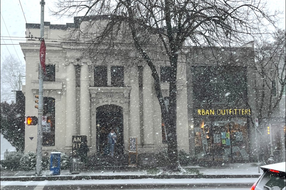 The original building was as a CIBC in 1912. Urban Outfitters has been there more than a decade, arriving in 2012.