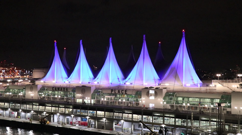 canada-place-blue-sails-light