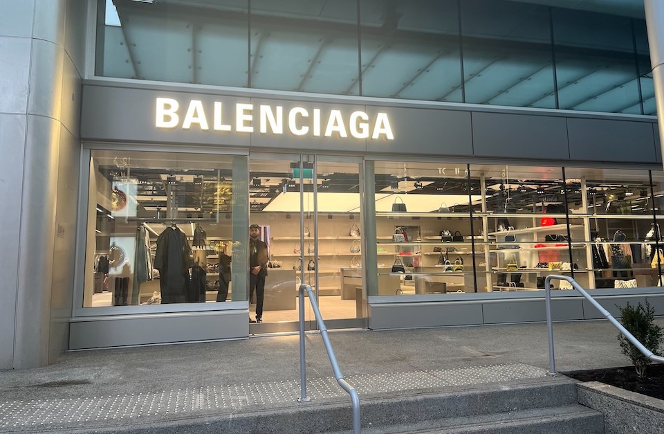 Nearest balenciaga deals