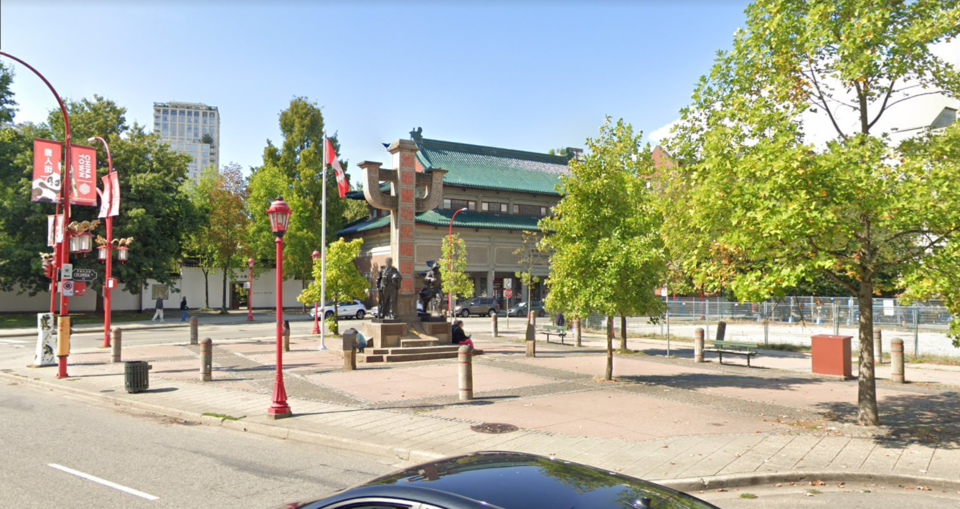 Chinatown Memorial Square