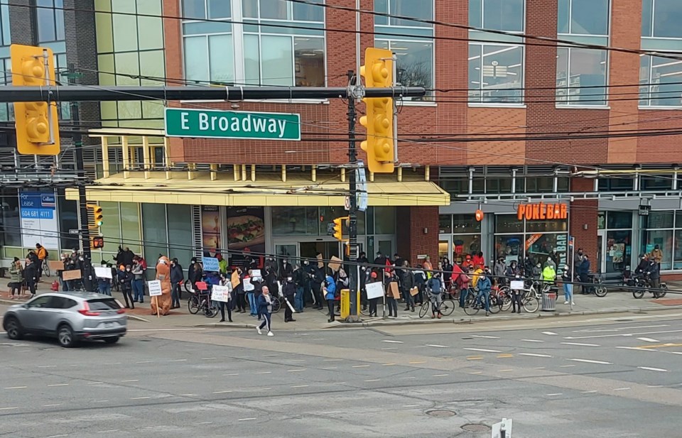 Counter blockade Vancouver 