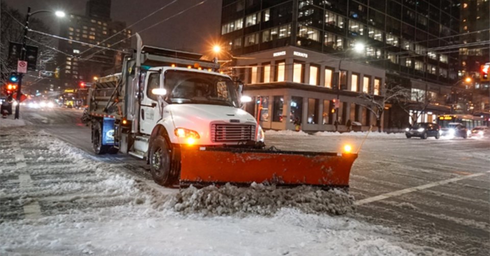 cov-snow-plow-twitter