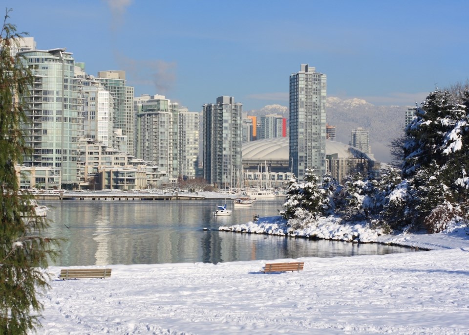 la nina winter snow downtown vancouver