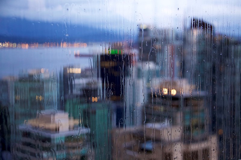 rain-vancouver-downtown-skyline-weather