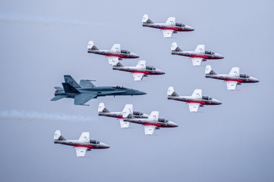 The team’s signature nine Snowbirds were joined by a member of the CF-18 Demonstration team.