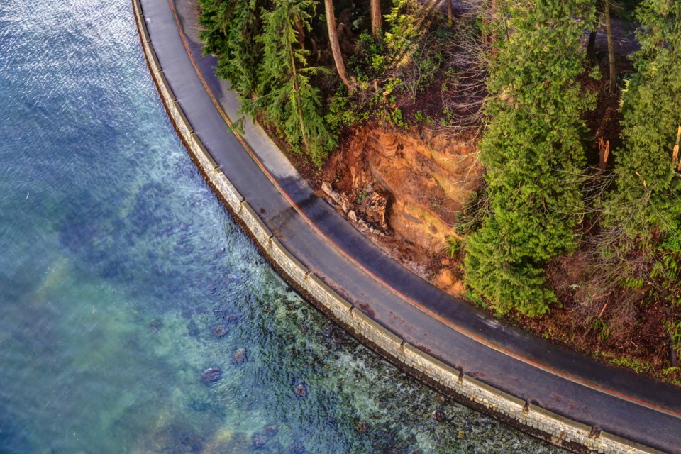 StanleyParkSeawall-jamesvancouver-iStockGettyImagesPlus-GettyImages-508515130