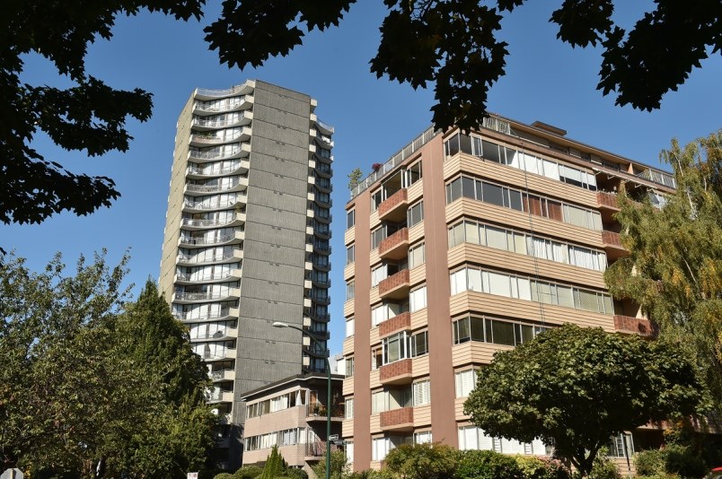 condos-vancouver-courier-dt