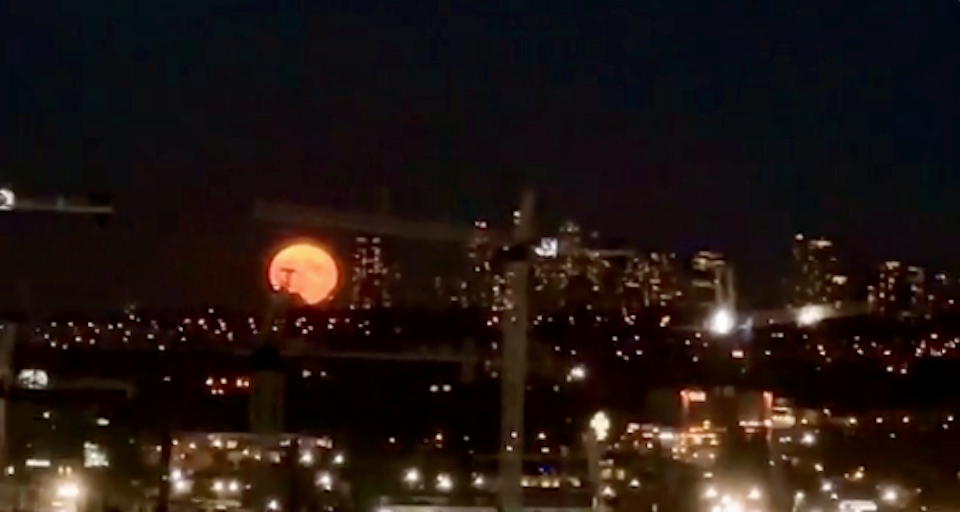 sturgeon-supermoon-august-vancouver-2023
