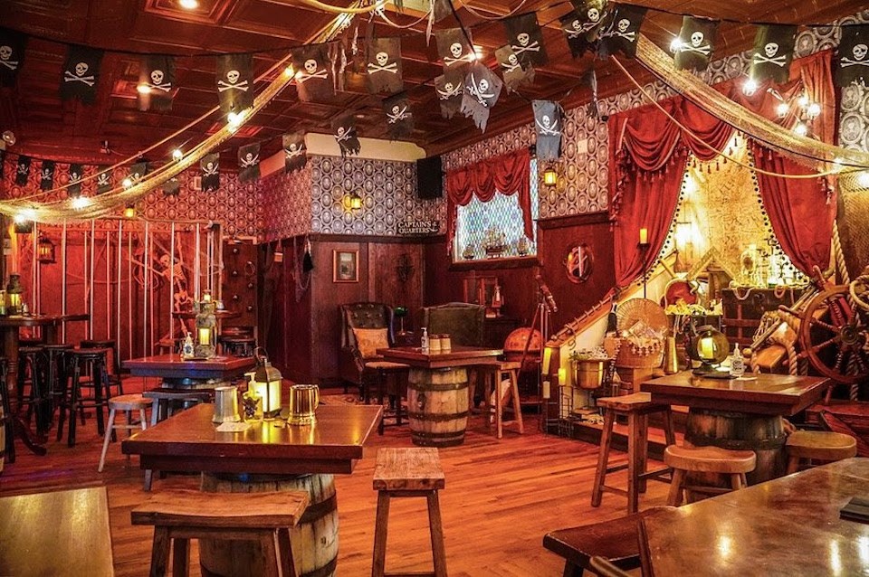 For adults who never want to fully "grow up" — or for anyone who loves Peter Pan — a Neverland-themed pop-up bar is coming to Vancouver, BC in May 2022.