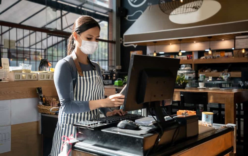 face-mask-restaurant-feature