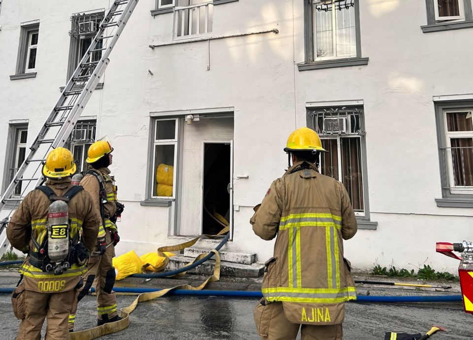 downtown-vancouver-fire-barclay-hotel