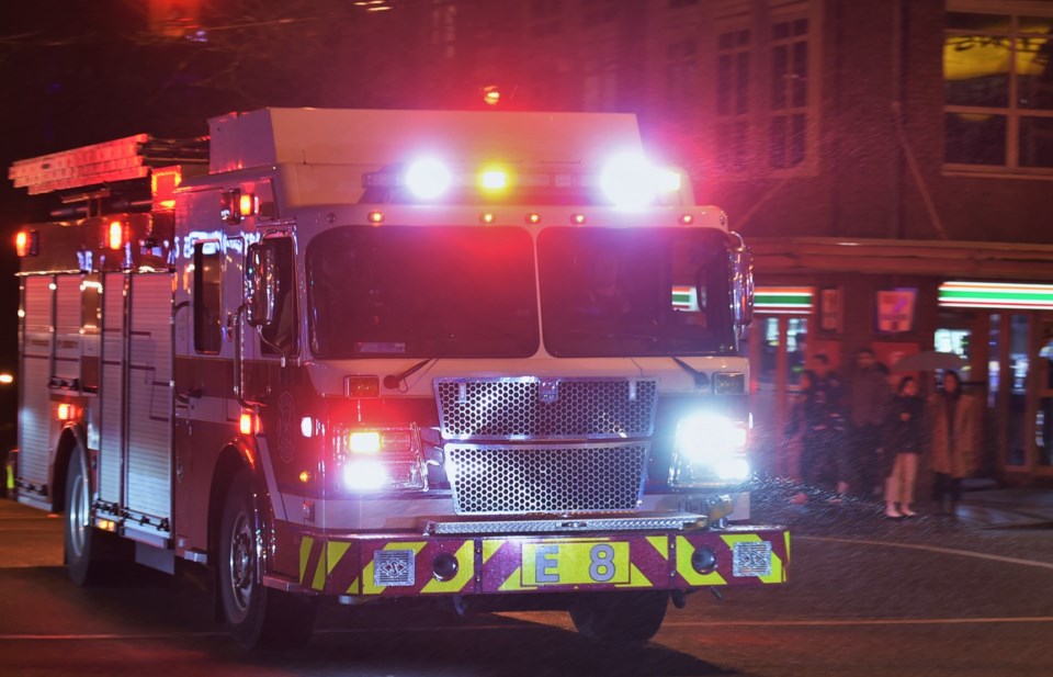 fire-truck-night-vancouver-vfrs