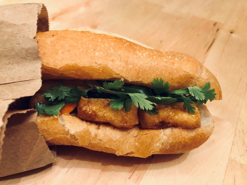 cham-cham-banh-mi