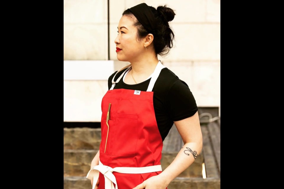 Chef Deseree "Dez" Lo came to 鶹ýӳnearly a decade ago and has since worn many hats in the culinary industry. 