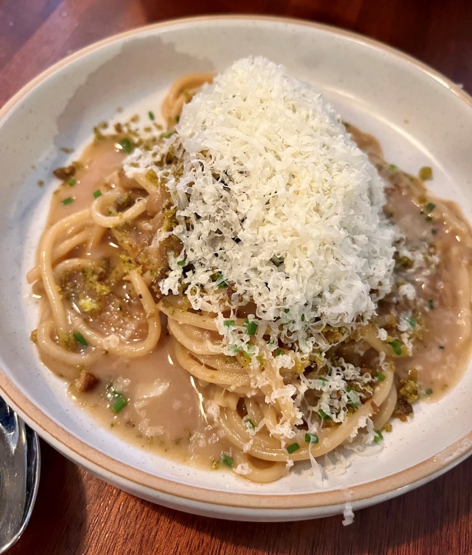 collective-goods-french-onion-pasta