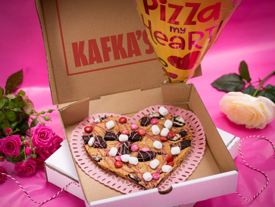 kafkasheartshapedpizzacookievalentine_3_photomansonward