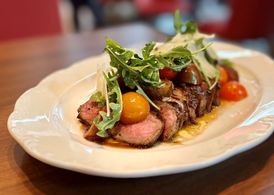 nook-coal-harbour-steak