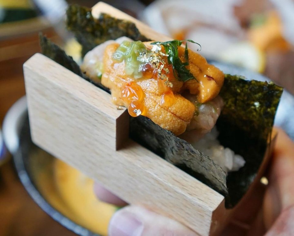 takenaka-uni-bar-restaurant-vancouver