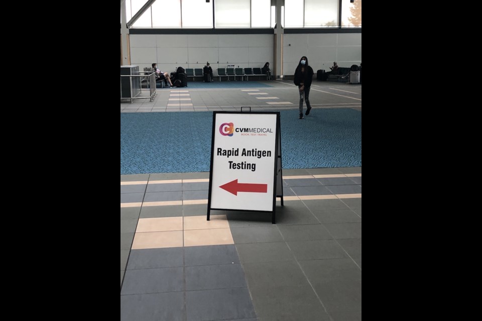 Travellers flying out of 鶹ýӳInternational Airport need a rapid antigen test for the United States. Coronavirus testing at YVR is by CMV Medical.