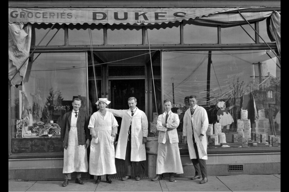 The employees at Duke's Grocery at 1588 Commercial Dr; the building was a decade old at the time; it's now on the heritage registry and is home to Dolce Amore.
Reference code: AM1535-: CVA 99 - 3274