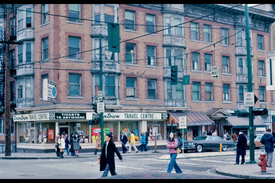 Historic photos of Vancouver's Robson Street in the 1970s - Vancouver Is  Awesome