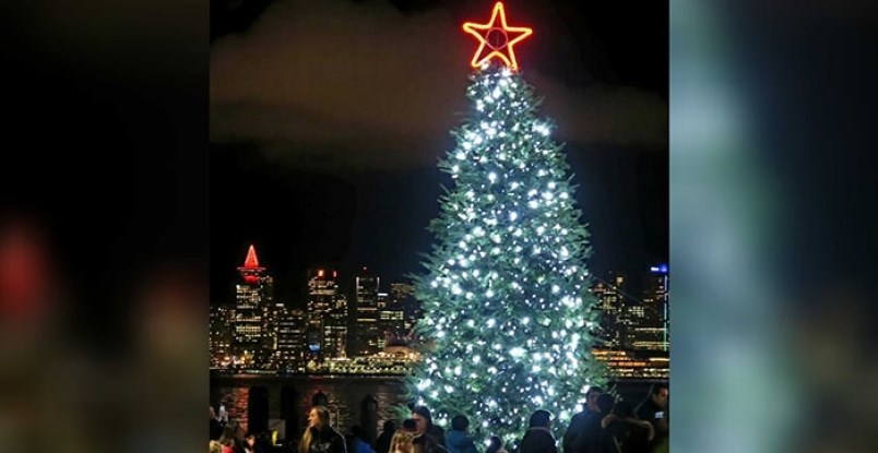 chritsmas-festival-tree-north-vancouver-bc