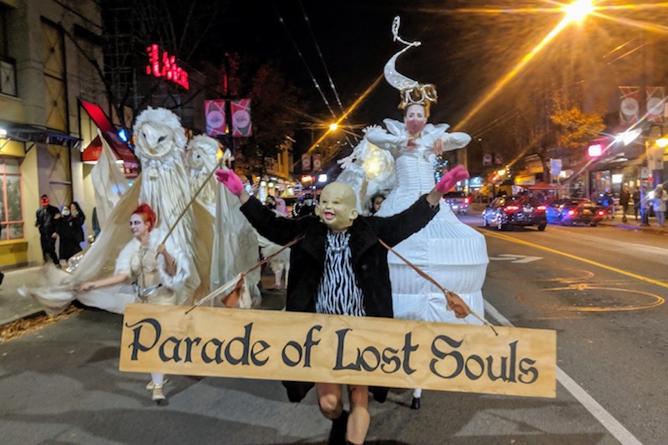 parade-of-the-lost-souls-commericial-drive-vancouver-bc-halloween-2023