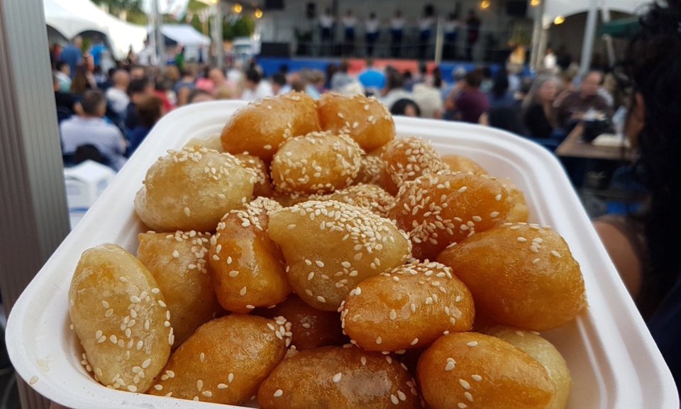 Loukoumades-hellenic-community-vancouver