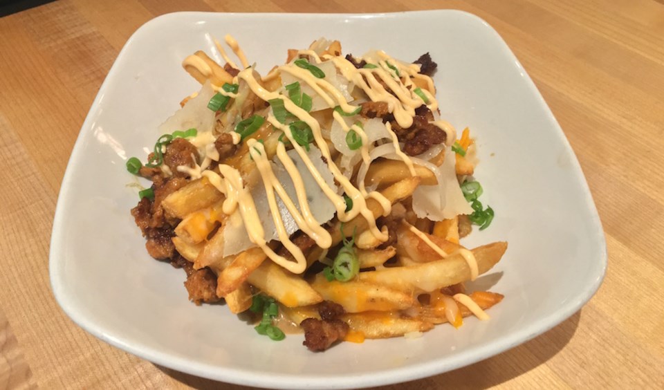 Moxies-Davie-poutine-week