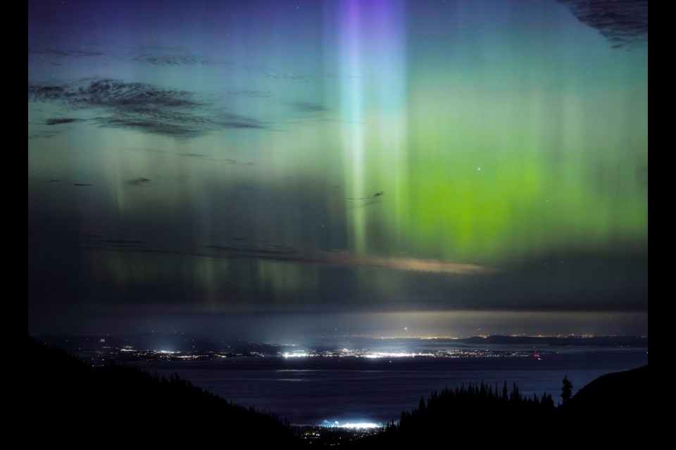 Seattle-based photographer Jordan Rasmussen caught a stunning photo with the northern lights over Port Angeles (Washington), Victoria, and Vancouver.