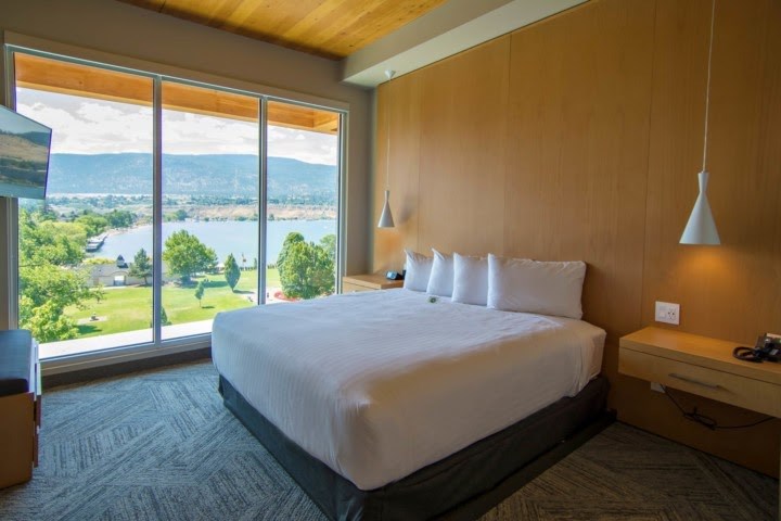 penticton-lakeside-hotel