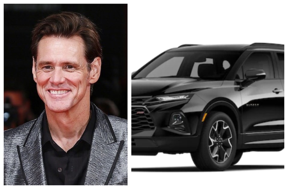 jim-carrey-gives-film-set-sonic-the-hedgehog-grip-car