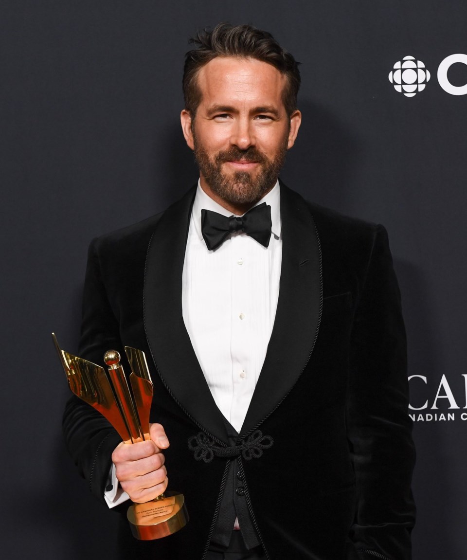 ryan-reynolds-humanitarian-award