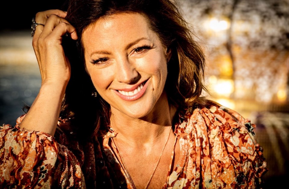 sarah-mclachlan-press-photo-by-kharen-hill