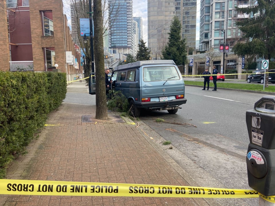 downtown-vancouver-police-presence-vw-van-1
