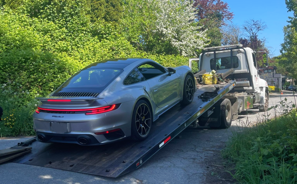 vancouver-police-porsche-pulled-over