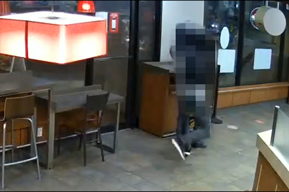 Police are looking for the suspect in a random attack in downtown Vancouver.