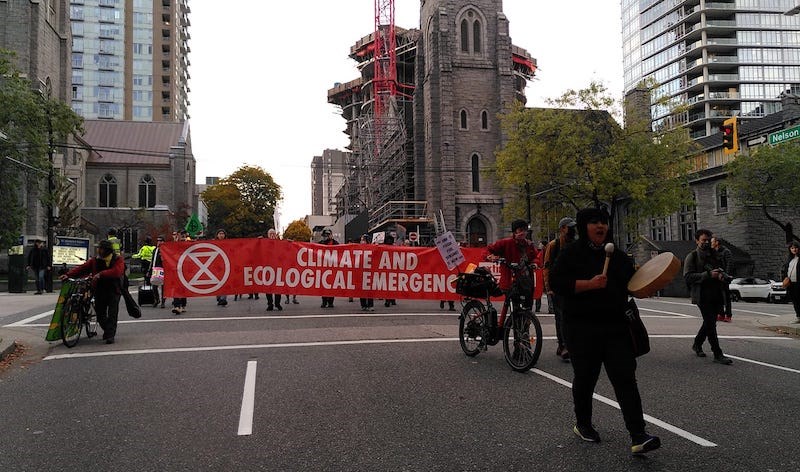 extinction-rebellion-vancouver-october-2021-protest