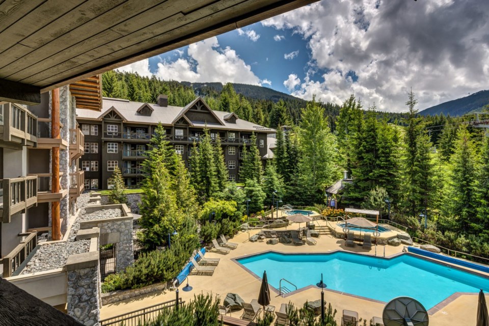 blackcomb-446-balcony-view-1620x1080