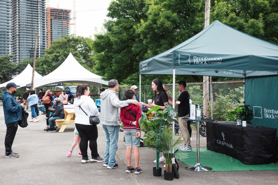 brentwoodblockparty_b1_16