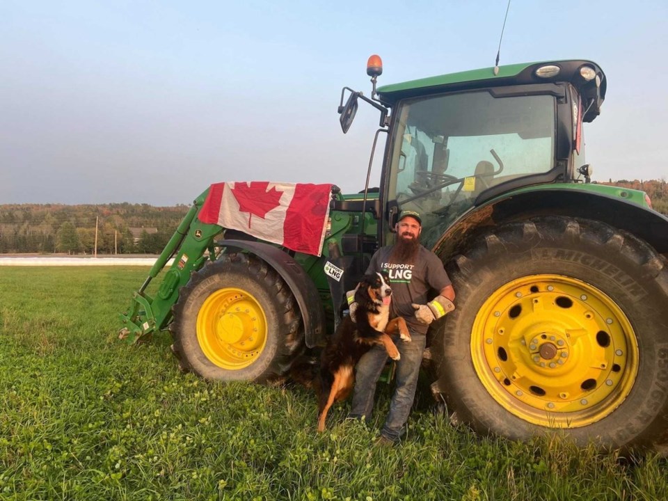 canada-action-tractor