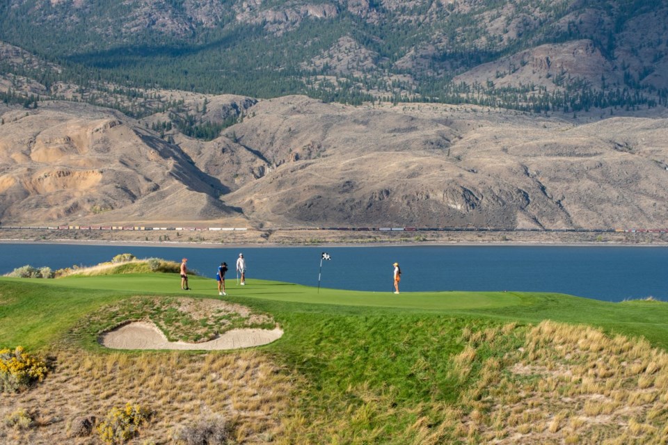 golf-kamloops-tobiano-panorama-mputnam