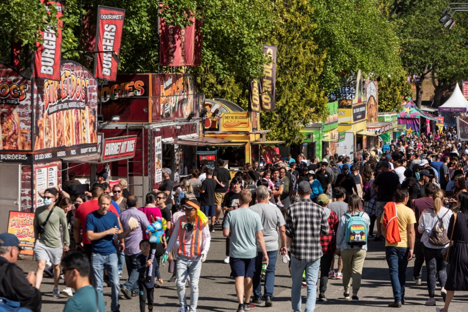 pne-the-fair-booths