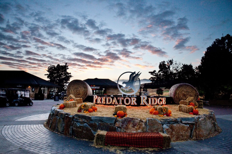 tourism-vernon-predator-ridge-sign